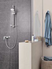 GROHE 27644000 TEMPESTA 100 Duş Barı Seti 3 Sprey